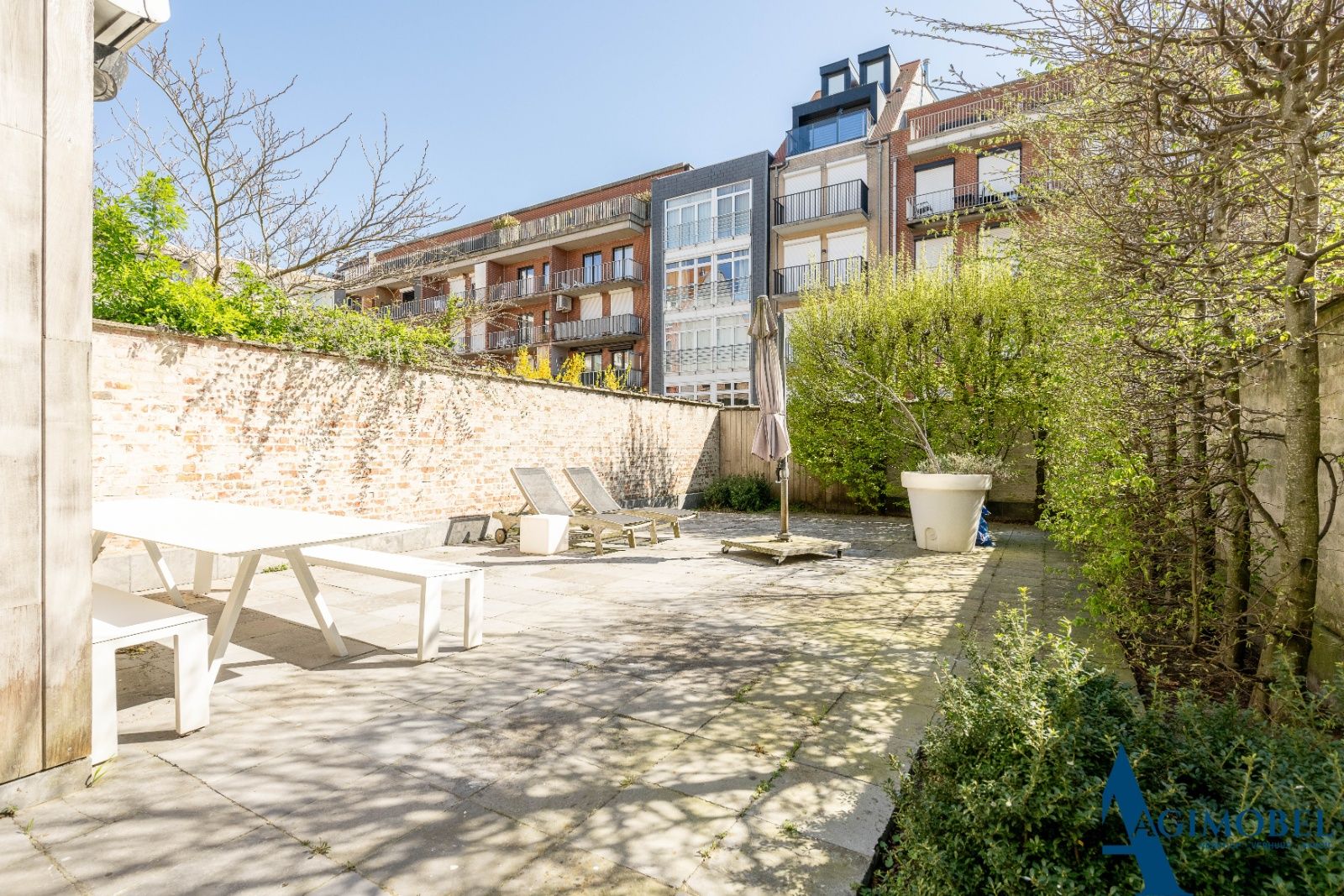 Beleef een vakantie aan zee met landelijke charme  in dit ruim appartement met terras/koer en 3 grote slaapkamers, 200m van het strand. foto 18