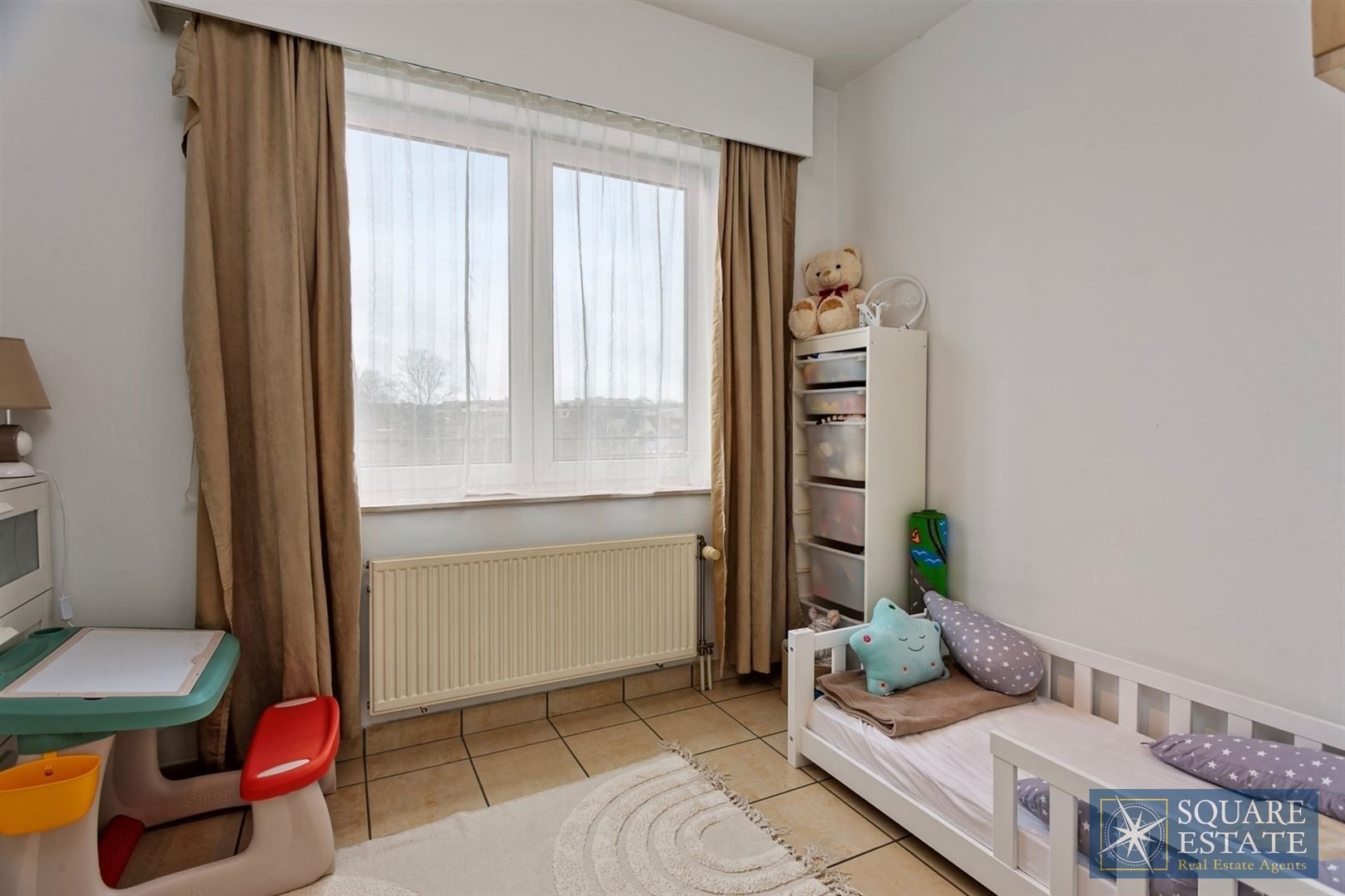 Penthouse appartement met twee slaapkamers en groot terras foto 11