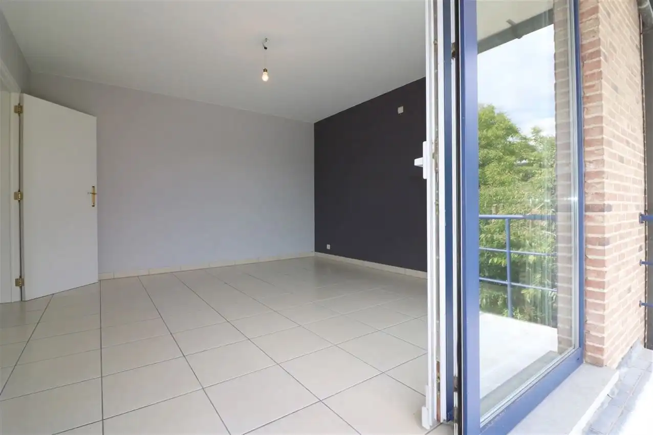 Appartement met 2 slpk., grote garage en terras, rustige ligging foto 16