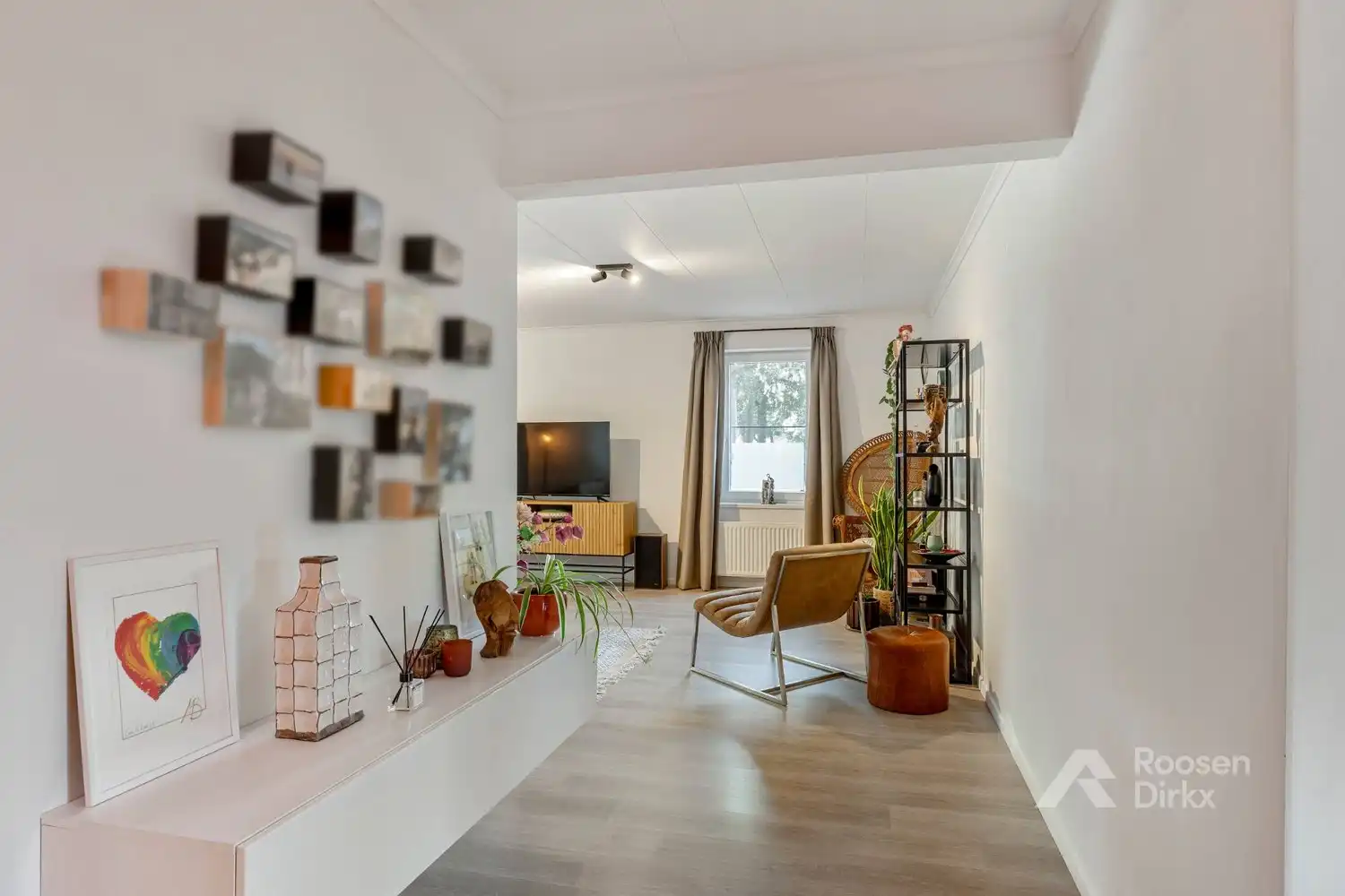 Karaktervolle gerenoveerde landelijke gezinswoning met 5 slaapkamers op perceel van 556m² foto 6