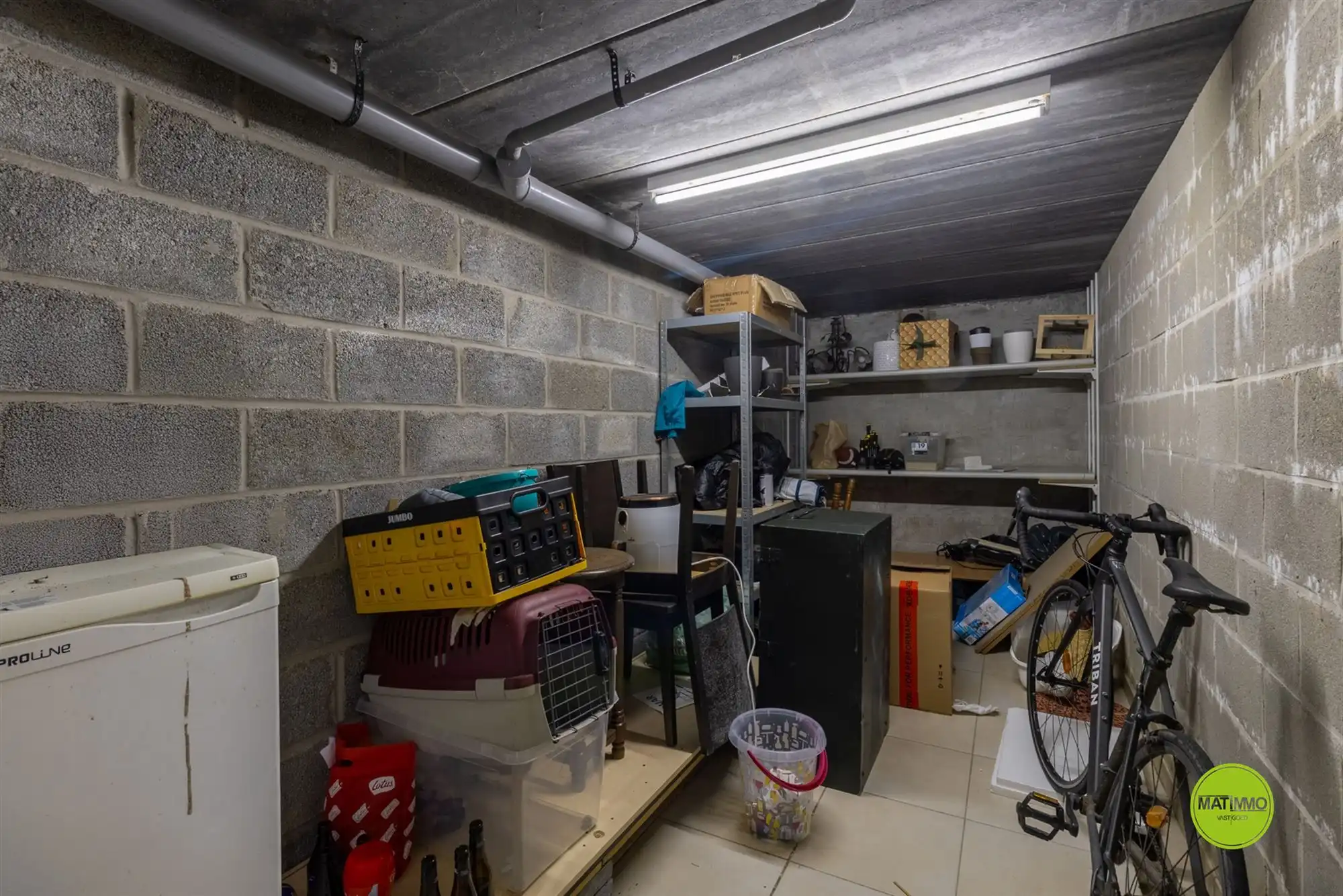 Ruim triplex appartement in een rustige omgeving  foto 8