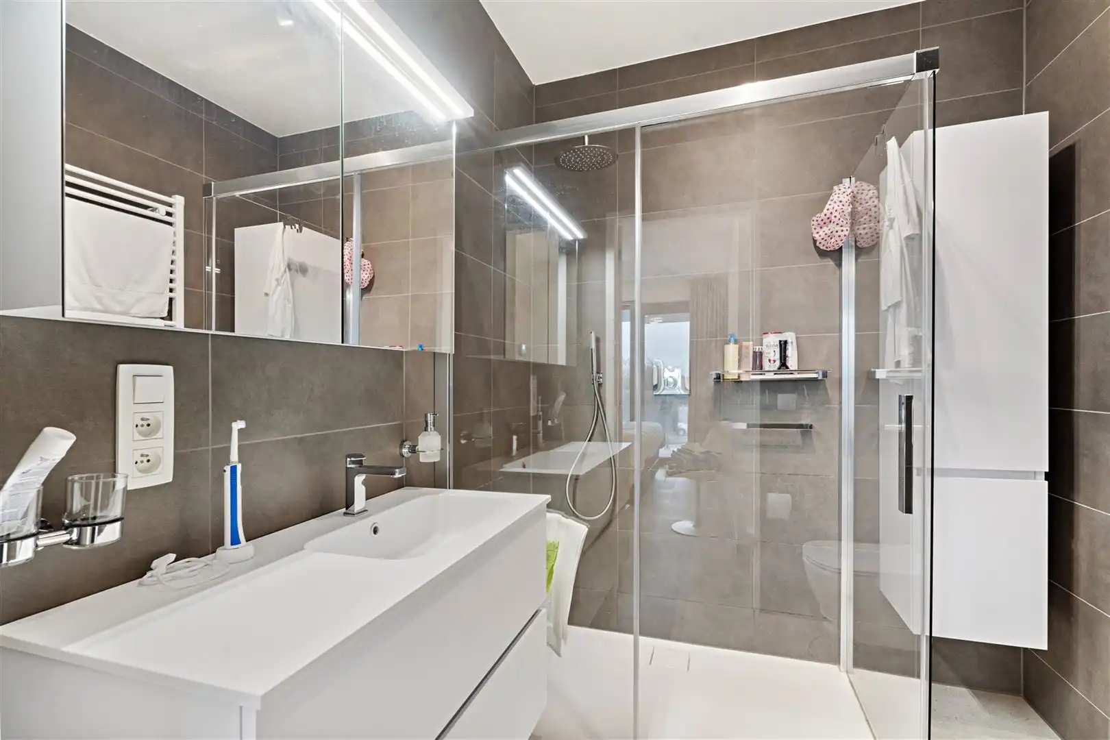 Exclusief hoekappartement 3 slpk, 2 badk in topgebouw Jan Turpin foto 11