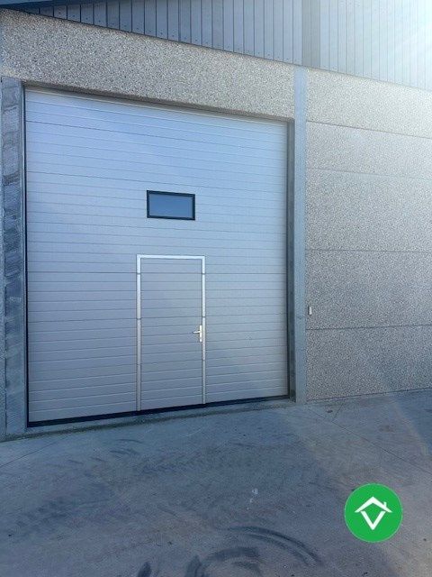 Opslagruimte van 60m² te Ichtegem foto 2