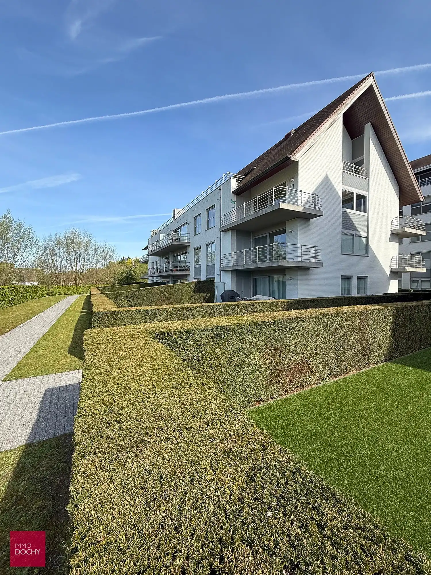 Volledig opgeschilderd ruim appartement op mooie ligging | Potegemstraat foto 14