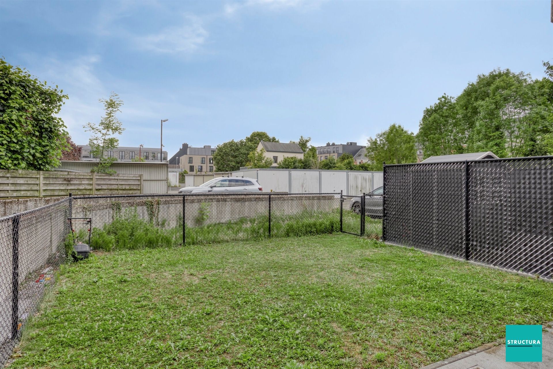 Gelijkvloers appartement met tuin en autostaanplaats foto 7