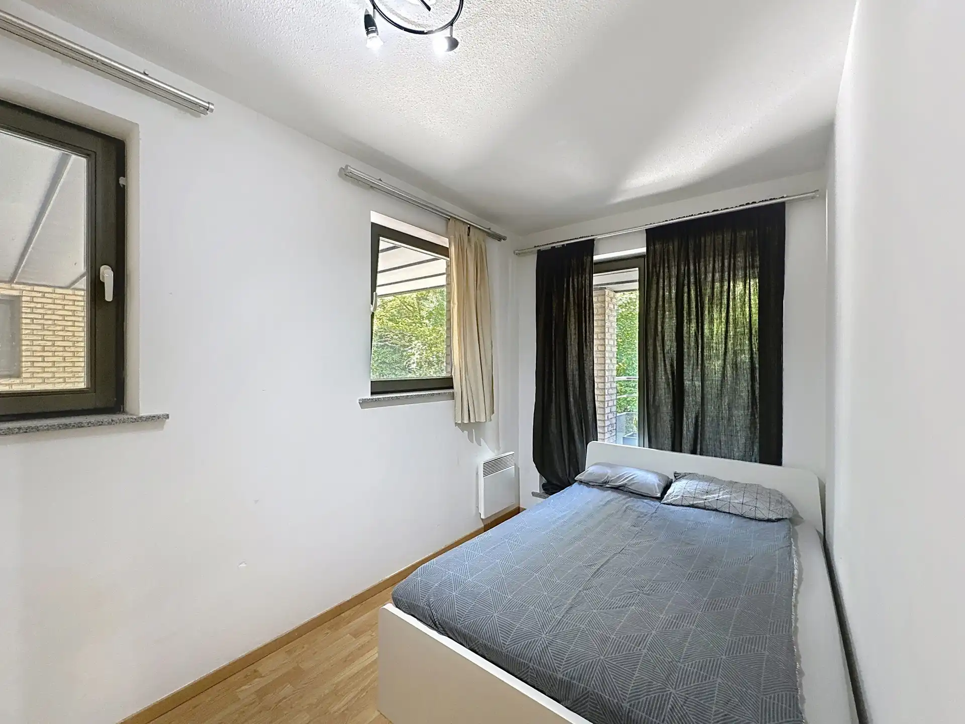 Ruim appartement met 2 terrassen en 4 slaapkamers in Ukkel! foto 10