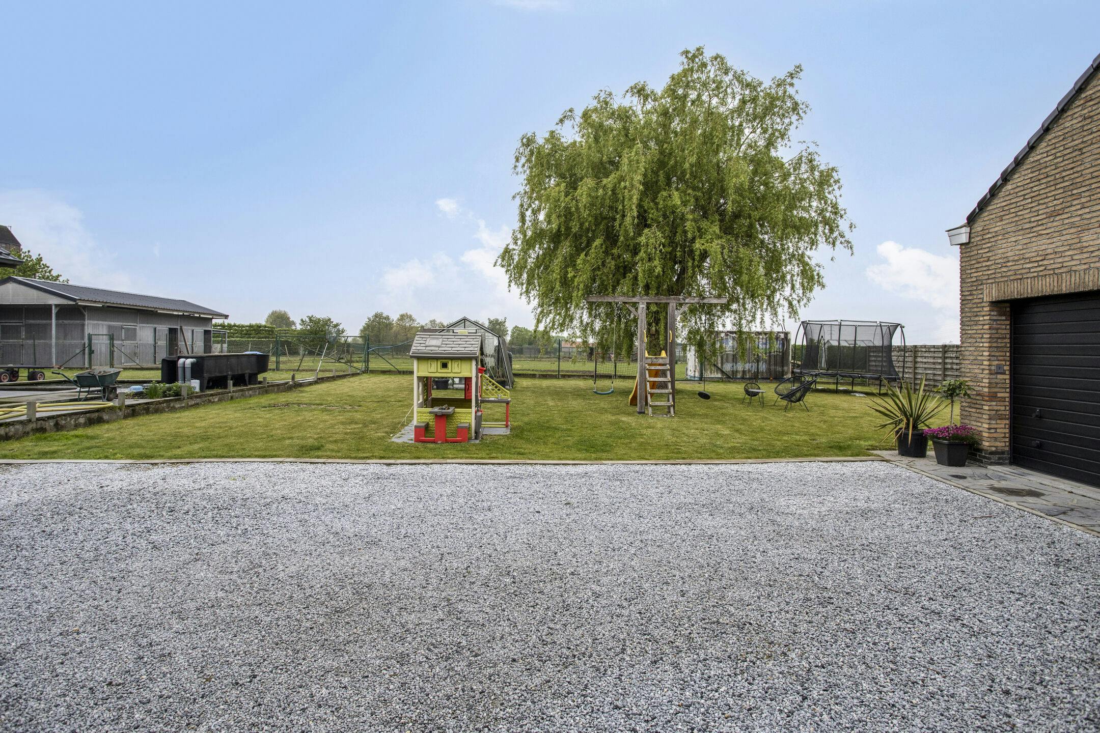 Te renoveren alleenstaand huis te koop op 1062 m² in Rumbeke foto 22
