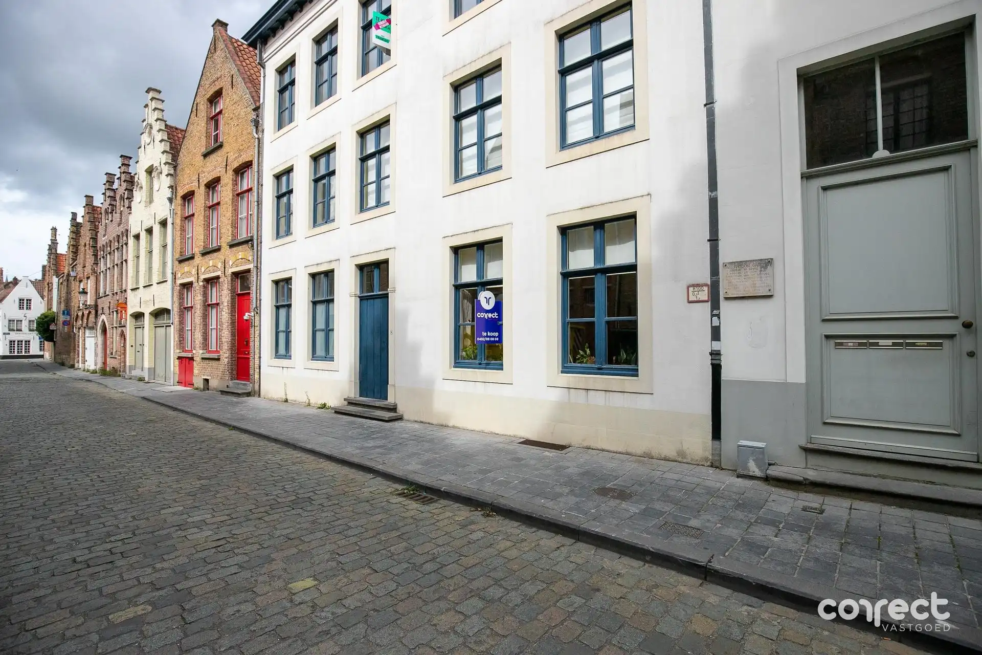 Hoofdfoto van de publicatie: Charmant gelijkvloers appartement met tuinterras.