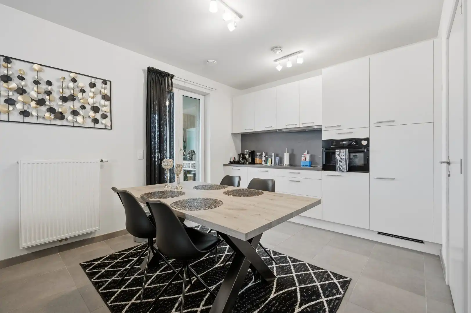 Unieke investeringskans in een appartement, gelegen in een modern gebouw. foto 8