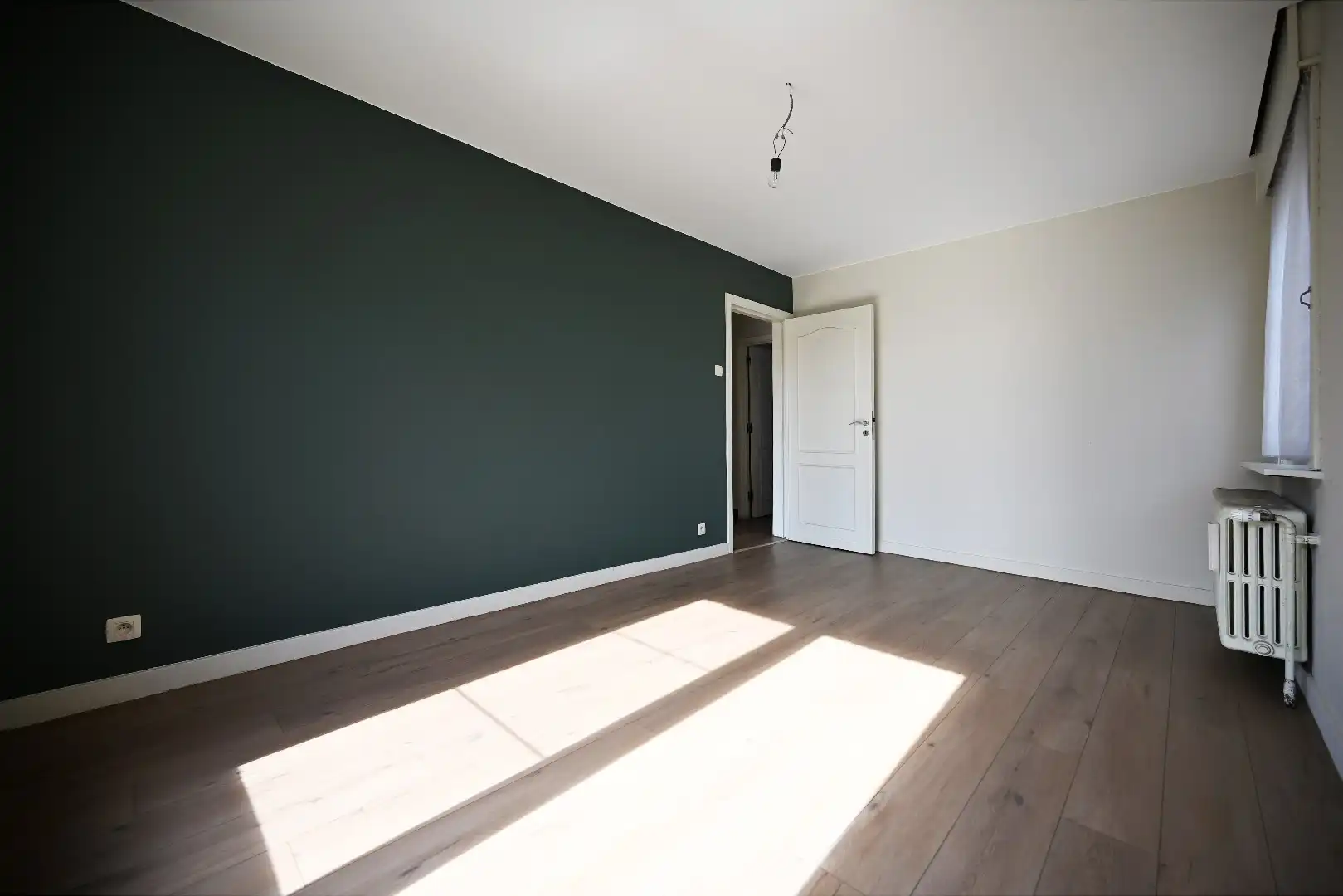 Bel-étage met 4 slaapkamers te Eeklo foto 8