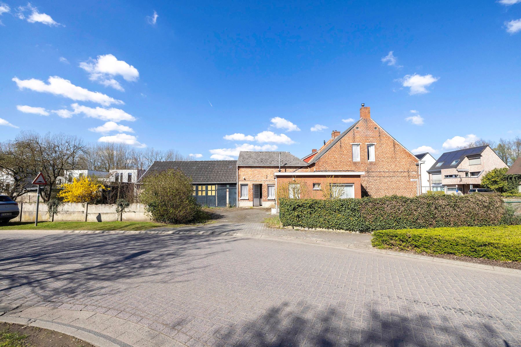 Te renoveren woning op 820m² met vergunning foto 23
