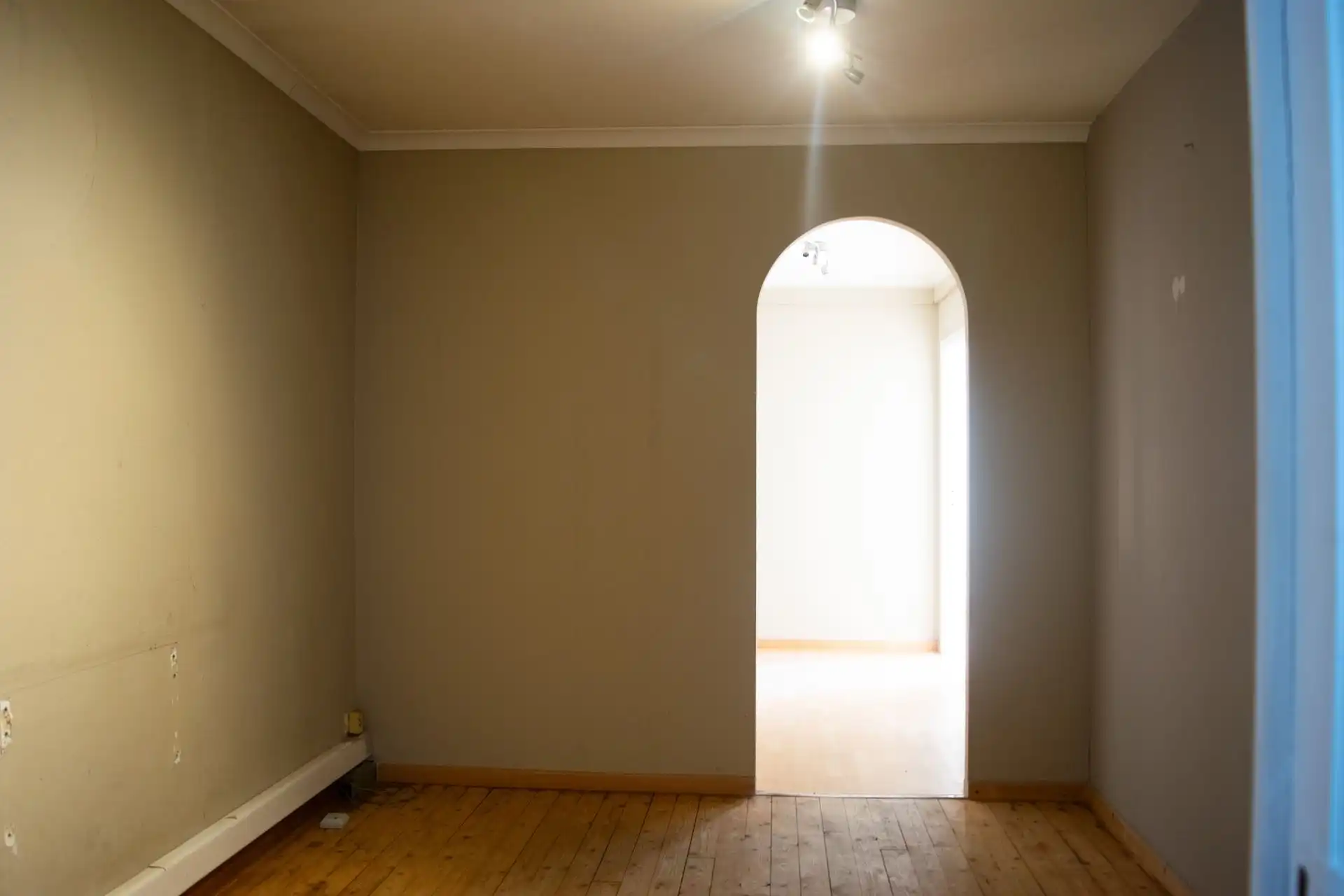 Handelspand met appartement foto 32