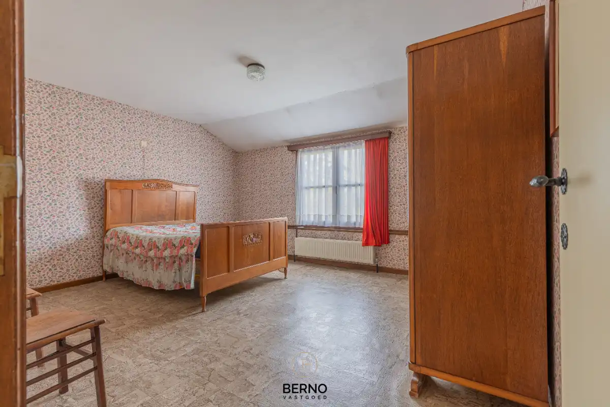 Kloeke rijwoning met garage op topligging nabij het station van Dendermonde. foto 8