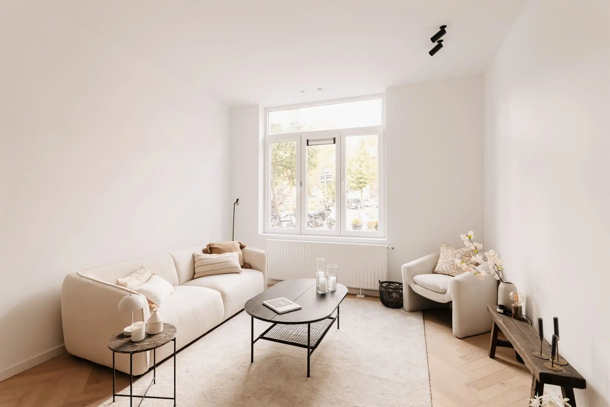 Gerenoveerd appartement met gezellige stadstuin foto 4