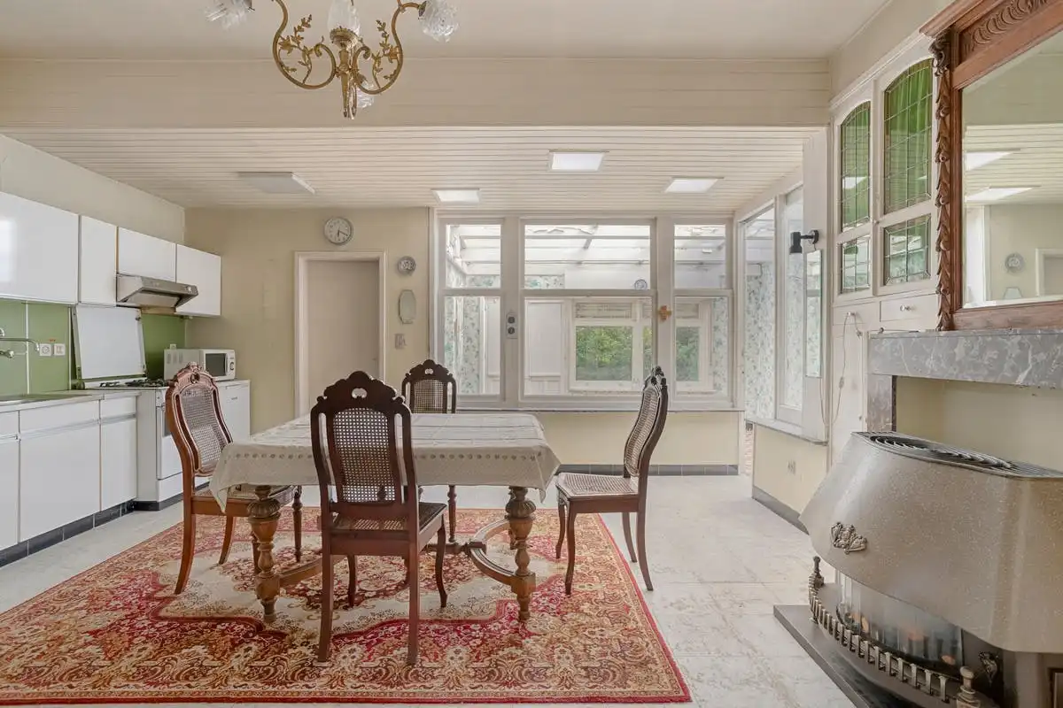 Woning met karakter en veel renovatiepotentieel in Gullegem foto 8