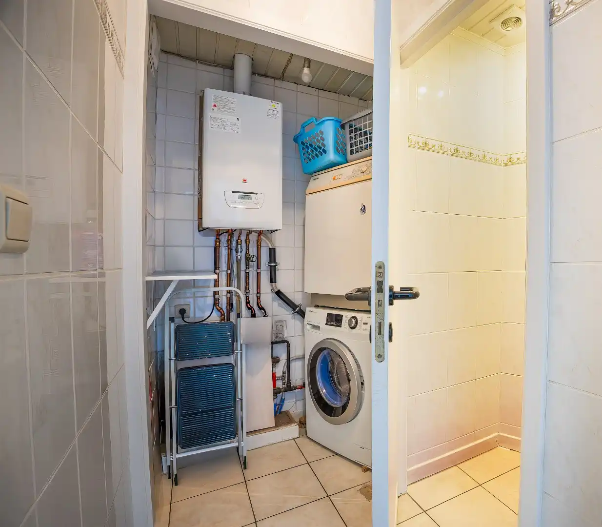 Gezellige gezinswoning met 3 slaapkamers op centrale ligging in Heist. foto 6