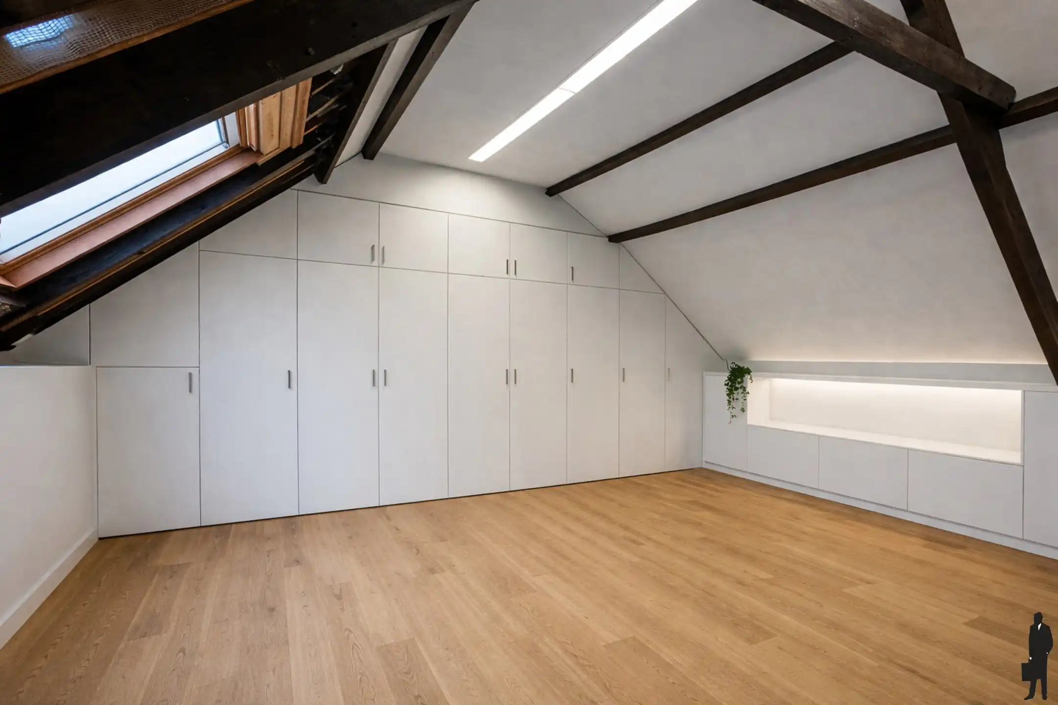 Renovatieproject met veel potentieel: ruime HOB met 3/4 slpk foto 31