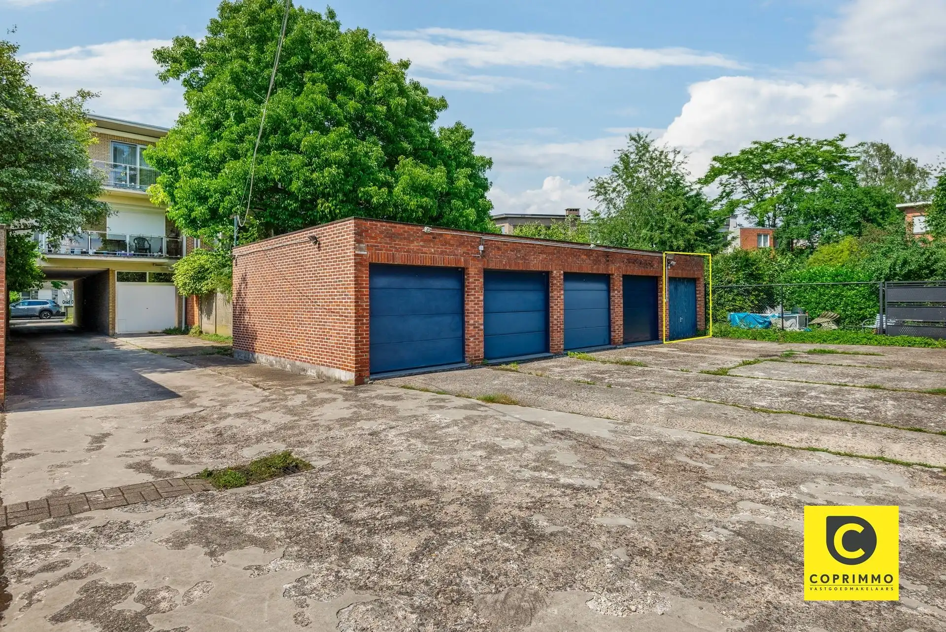 Rustig gelegen app + garage foto 16