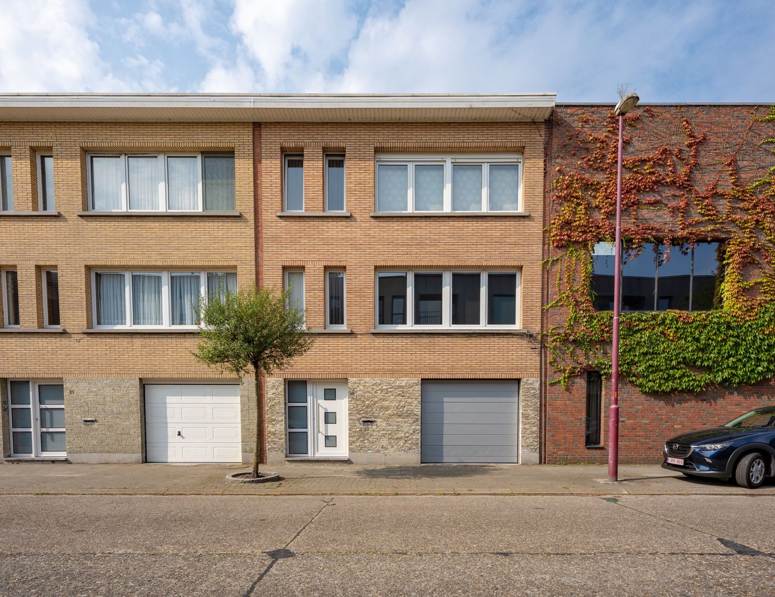 Verzorgde woning met 3 slaapkamers, garage en tuin! foto 2