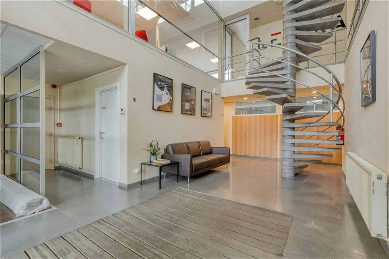 Kantoorgebouw te huur in Destelbergen; 540m² foto 5