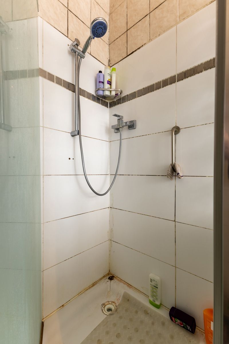 Op te knappen woning met 3 slaapkamers in Halle foto 18