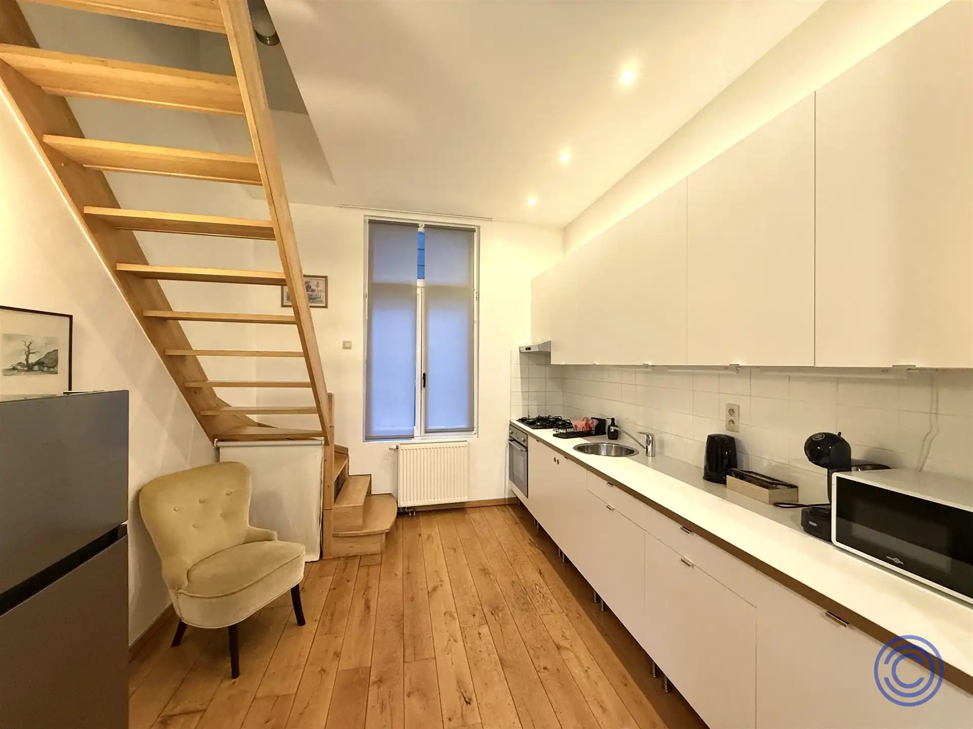 Gemeubeld duplex appartement op 't Zuid! foto 5