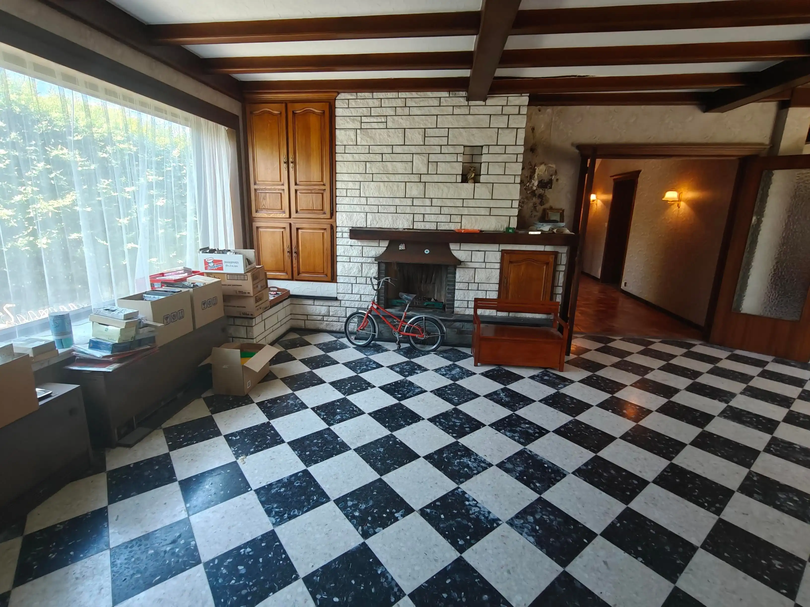 Karaktervolle villa op topligging te Oostende met uitzonderlijk renovatiepotentieel! Leef je hier uit om jouw stempel te drukken ! foto 15