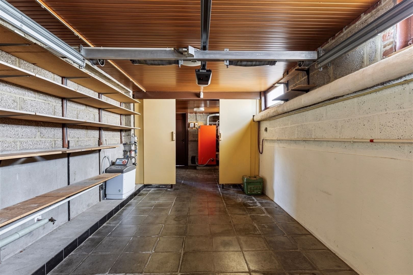 Statige te renoveren woning in Eine foto 18