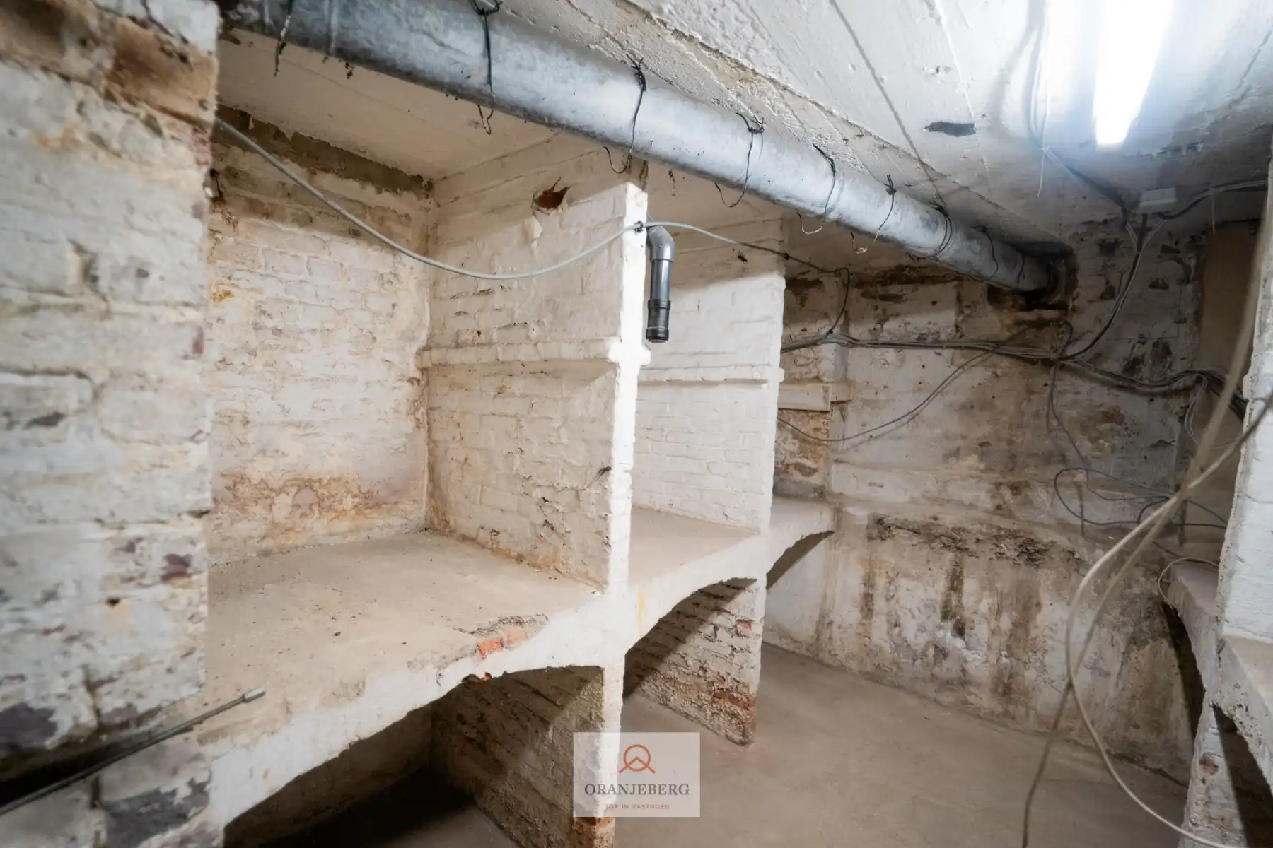 TOP gelegen handelspand foto 14