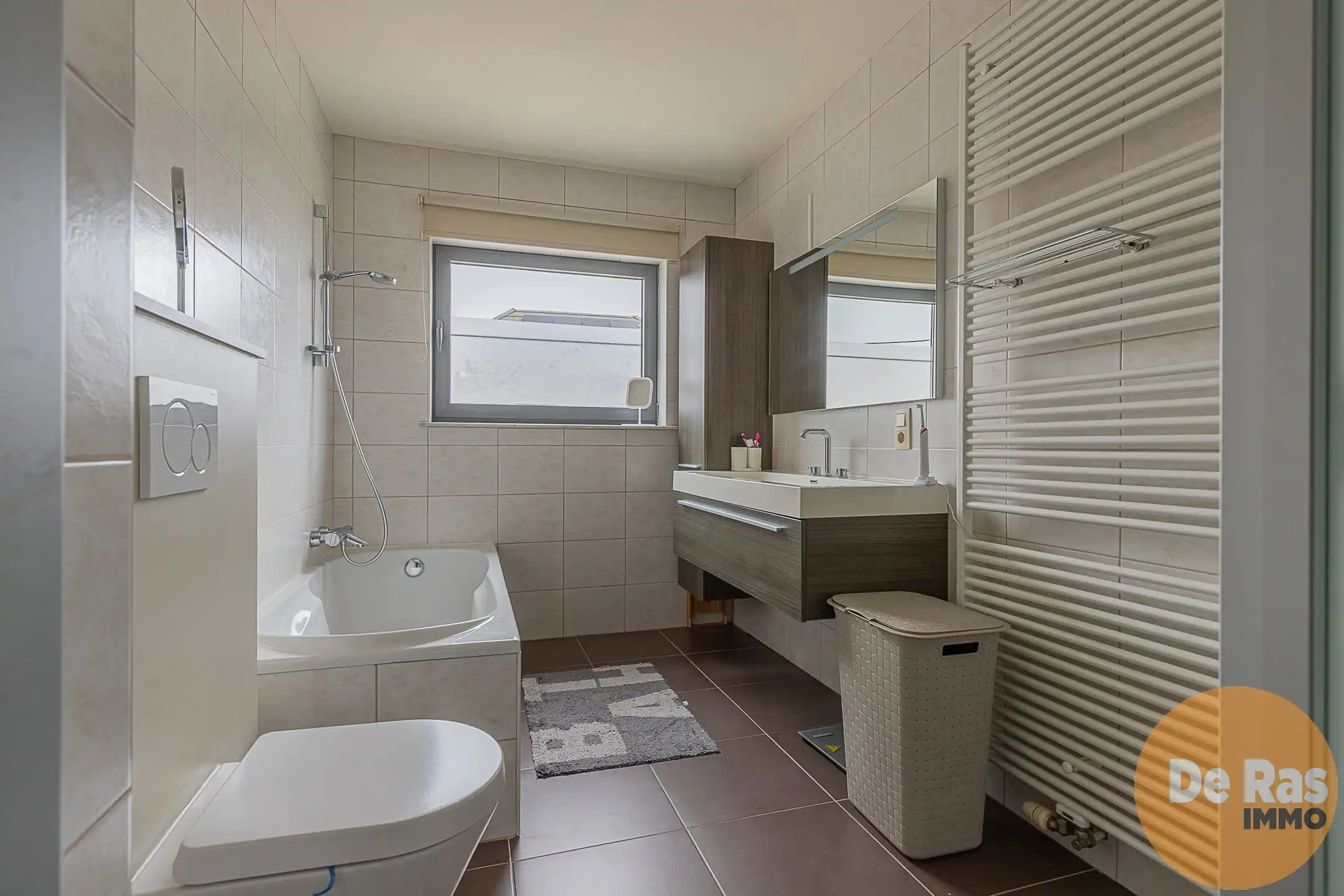 BORSBEKE - Instapklare, ruime gezinswoning 5 slpks foto 13