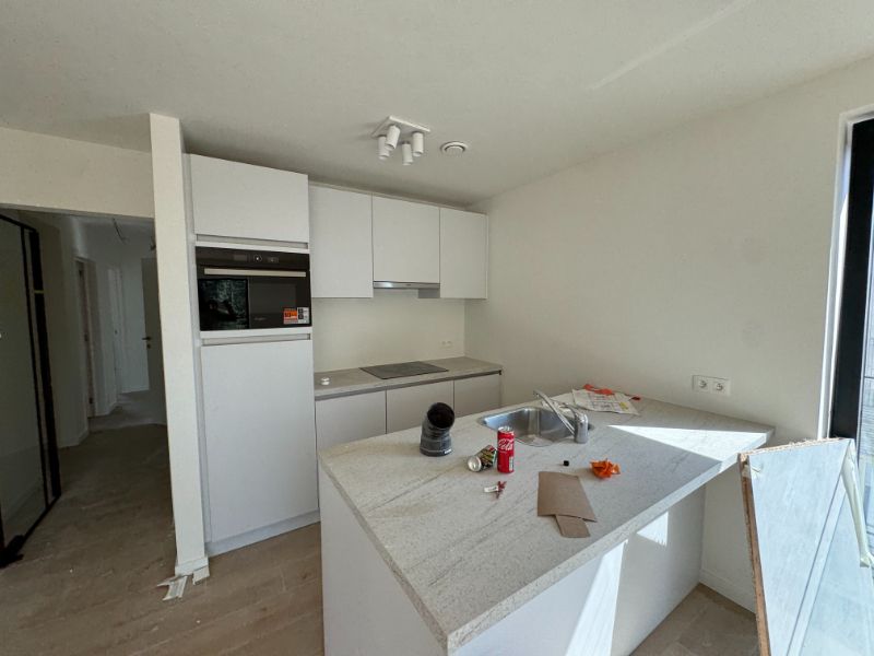GLOEDNIEUW glvl app met 3 slaapkamers en tuin! foto 6