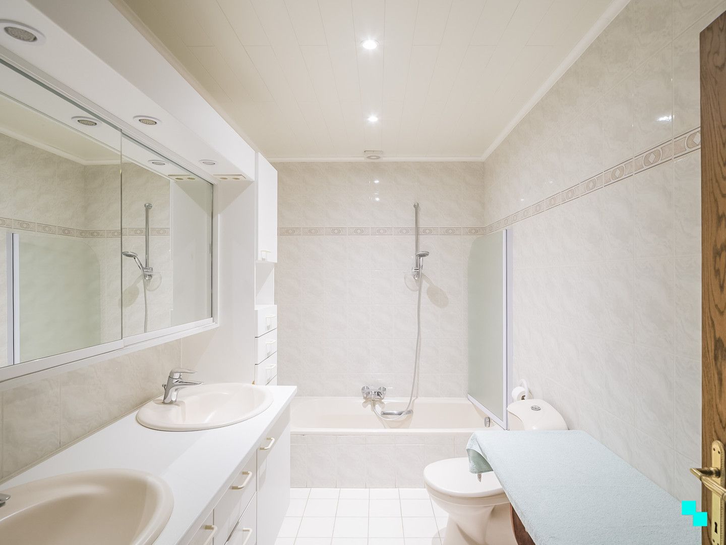 Te renoveren halfopen bebouwing in het hart van Merelbeke foto 21