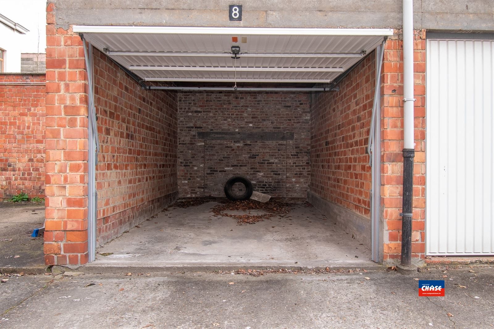 Garagebox in het centrum!  foto 4