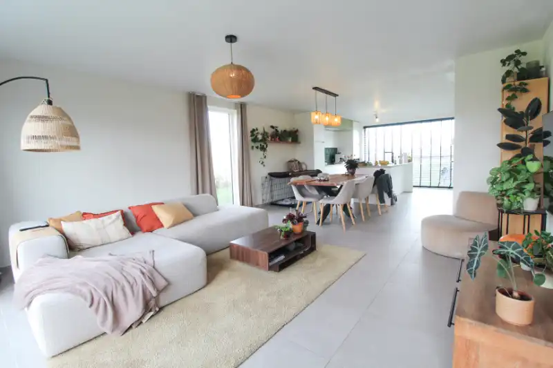 Zeer energiezuinige halfopen woning te Roeselare foto 3