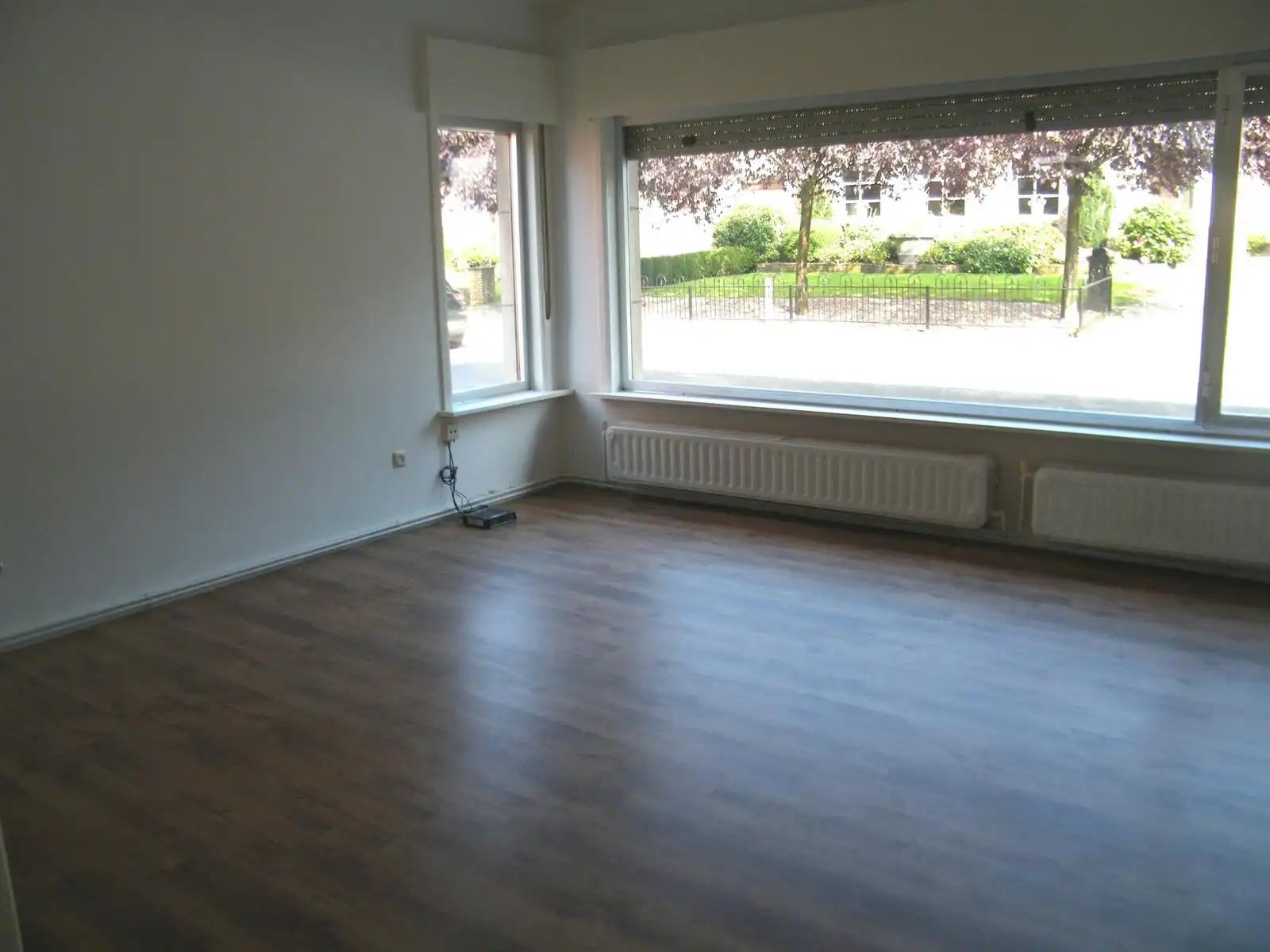 Gelijkvloers appartement met garage en terras. foto 4