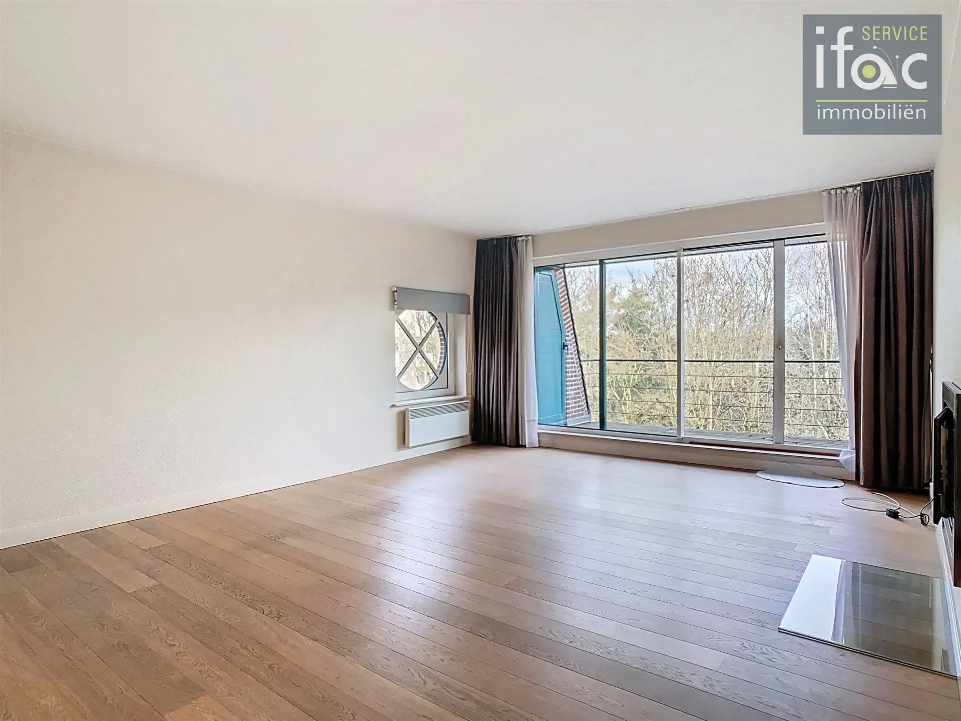 Penthouse met 2 slpk, kelder, parkeerplaats, garagebox! foto 7