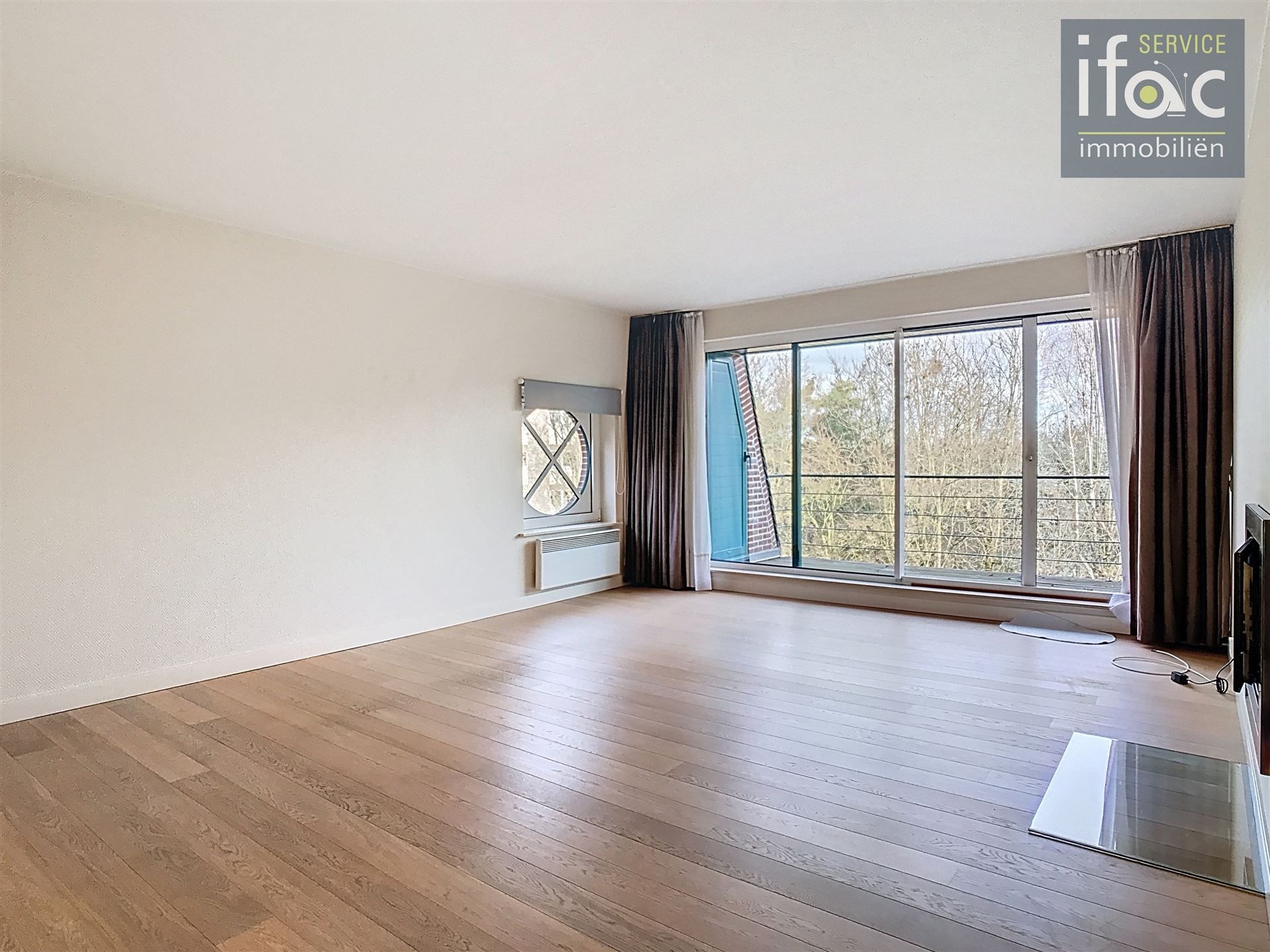 Penthouse met 2 slpk, kelder, parkeerplaats, garagebox! foto 7