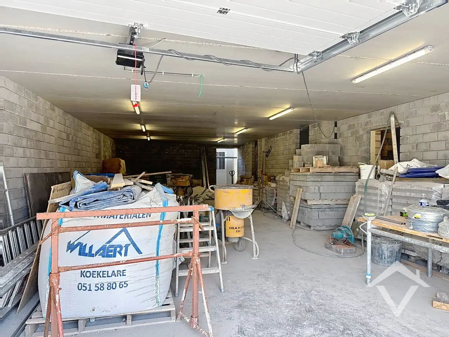 Appartement met 2 slaapkamers en een groot terras te Lichtervelde foto 10
