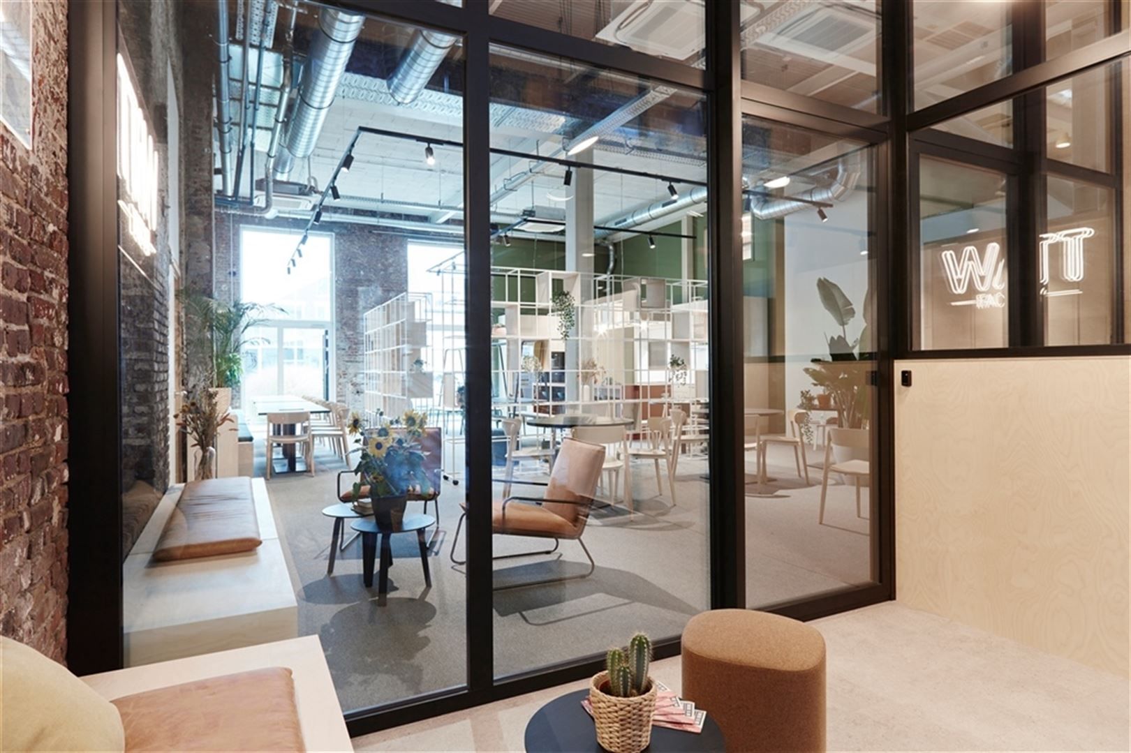 BUSINESS CENTER WATT FACTORY foto 5