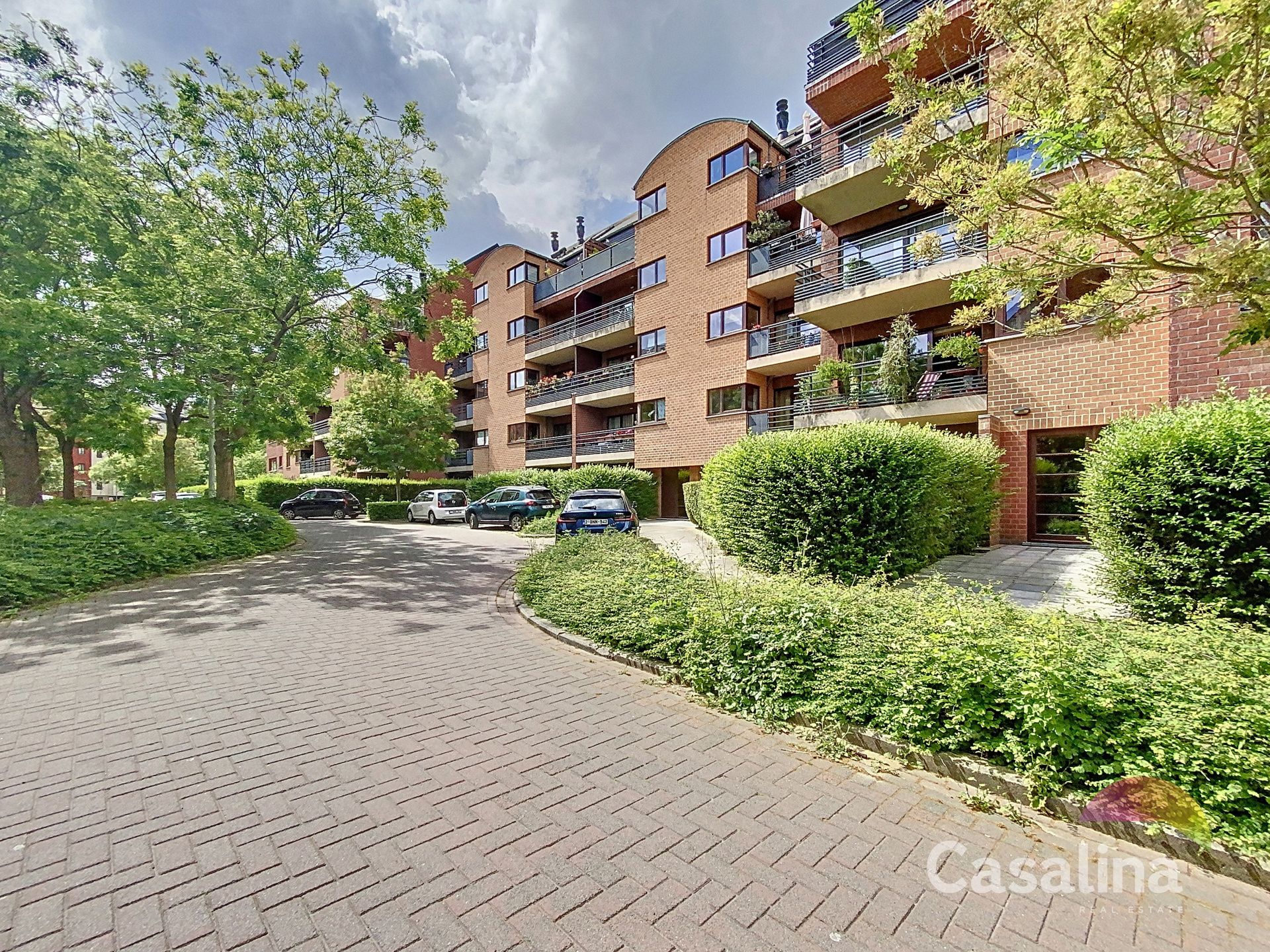 Een ruim en lichtrijk appartement van 94m² + autostaanplaats foto 17