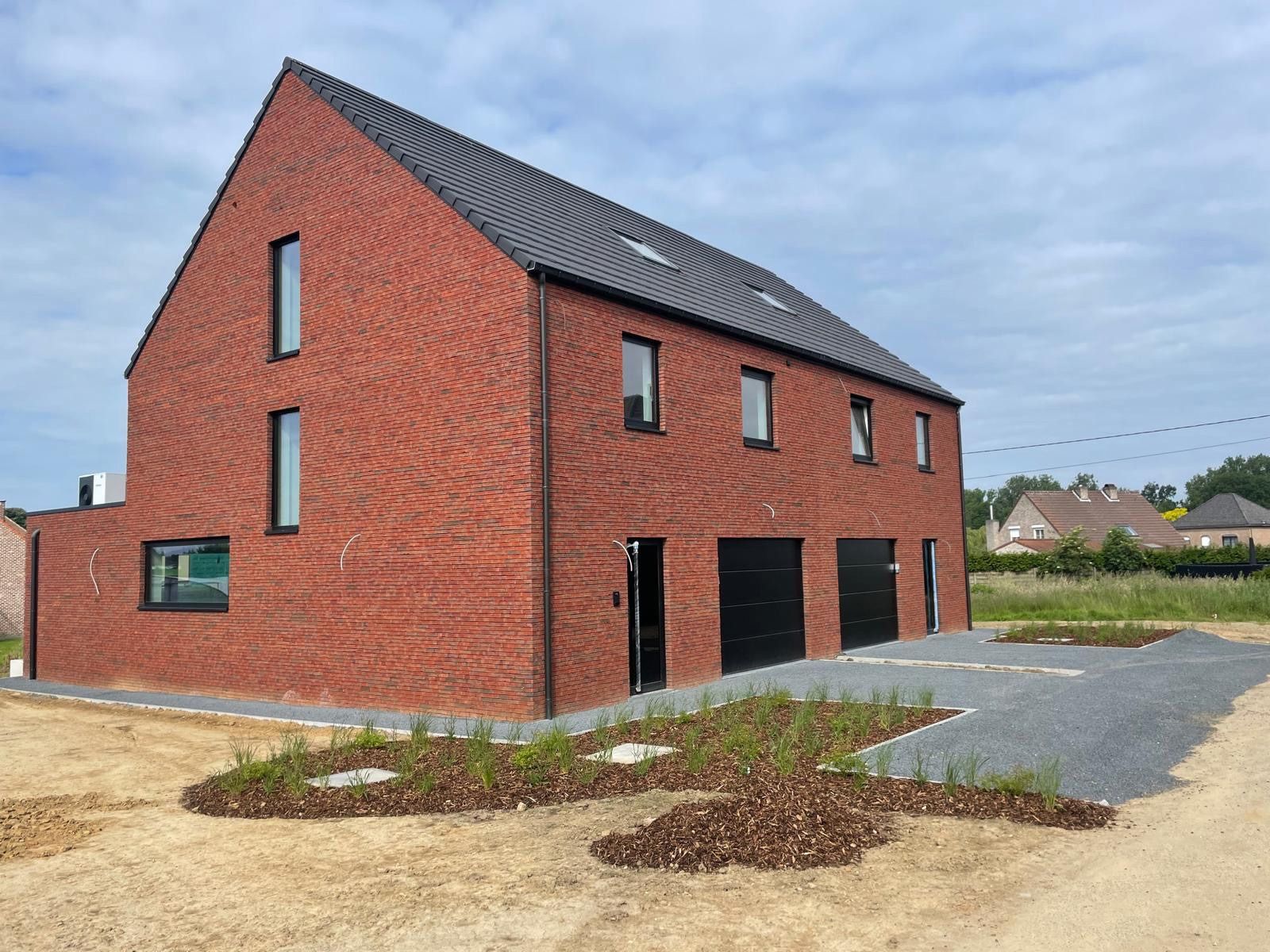 Duurzaam wonen in Binkom. foto {{pictureIndex}}