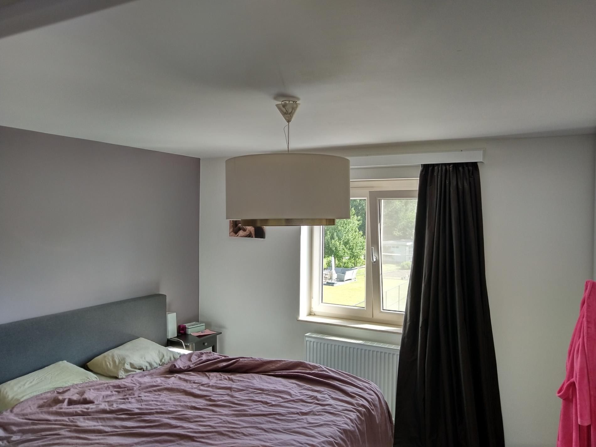 recente 3-gevelwoning met tuin foto 9