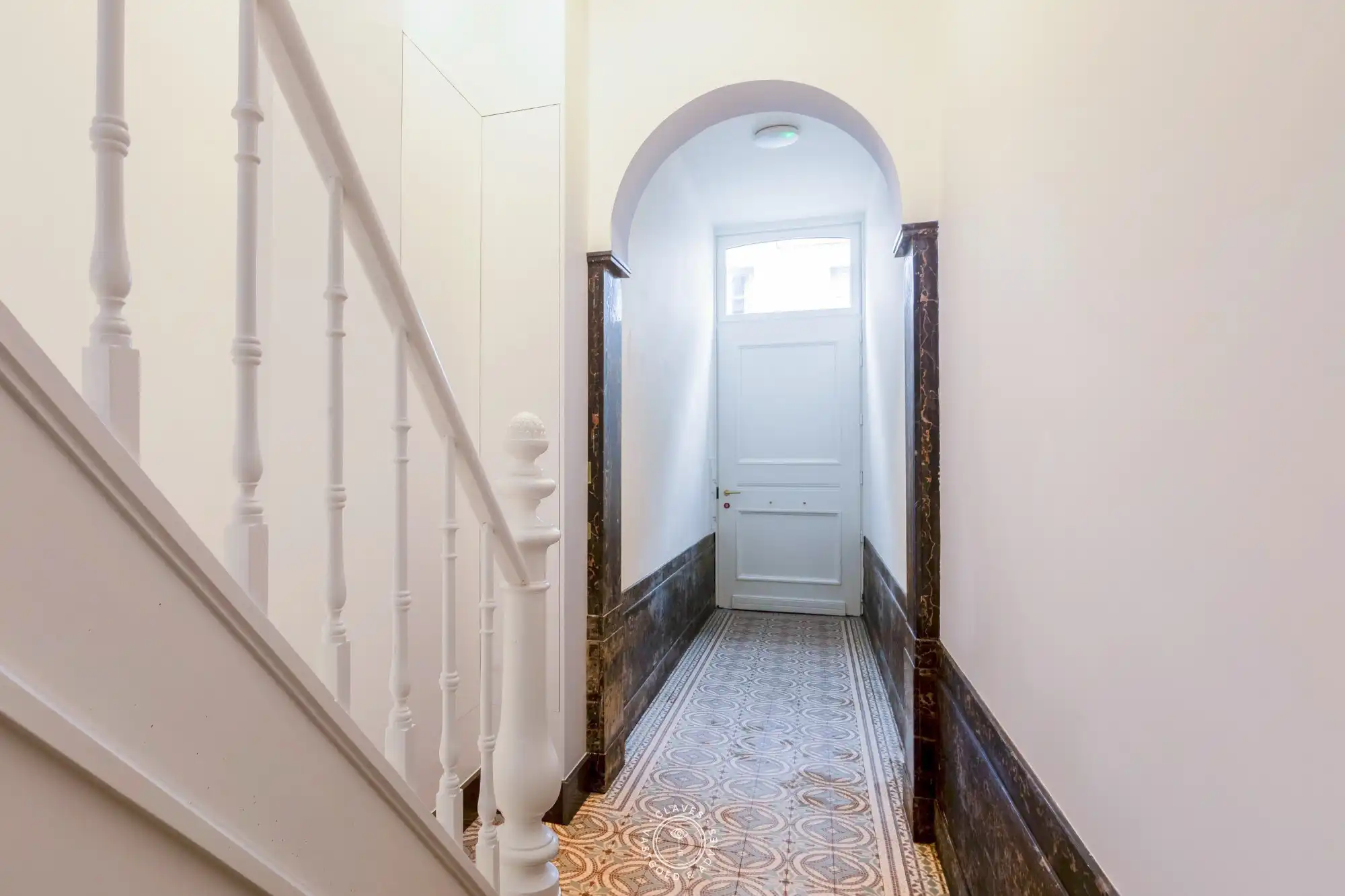 Prachtig gelijkvloers appartement met 2 slaapkamers foto 26