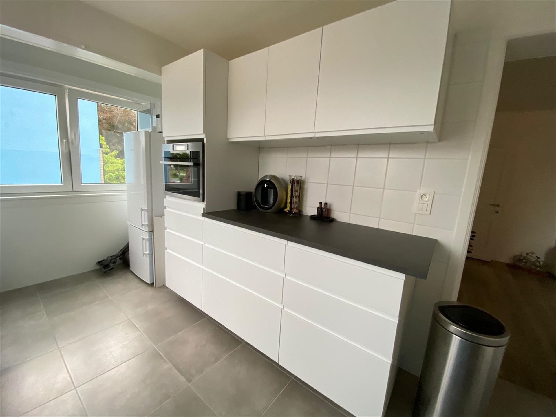 Gerenoveerd appartement met autostaanplaats in Mechelen foto 3