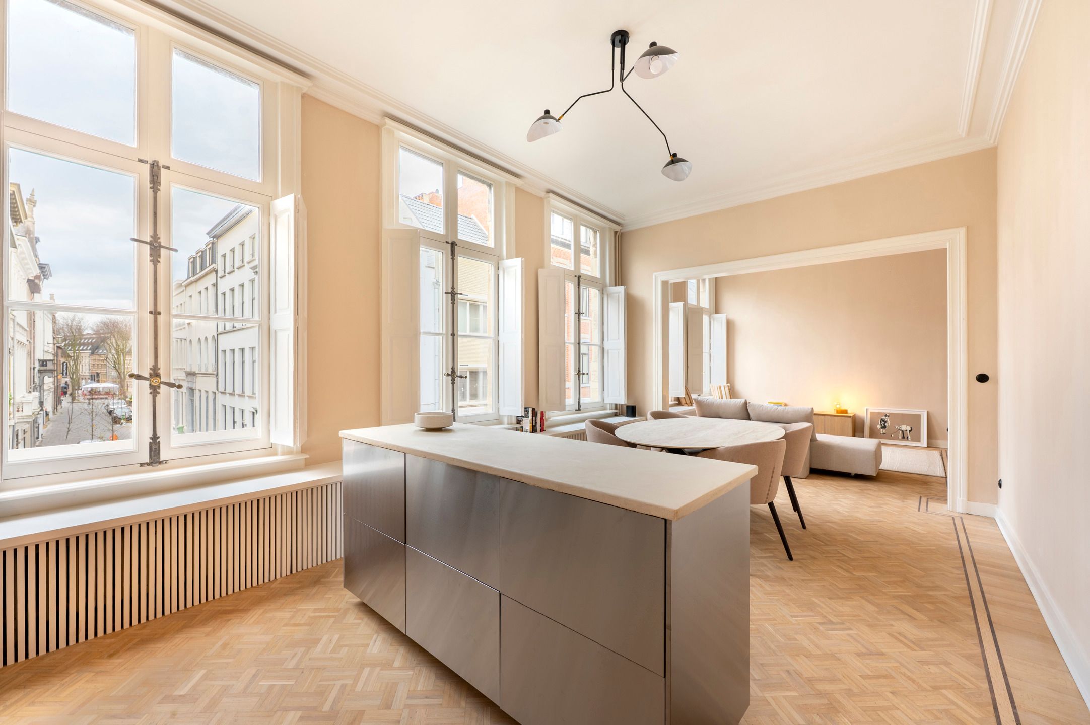 Hoofdfoto van de publicatie: Charmant pareltje in historisch stadspaleis