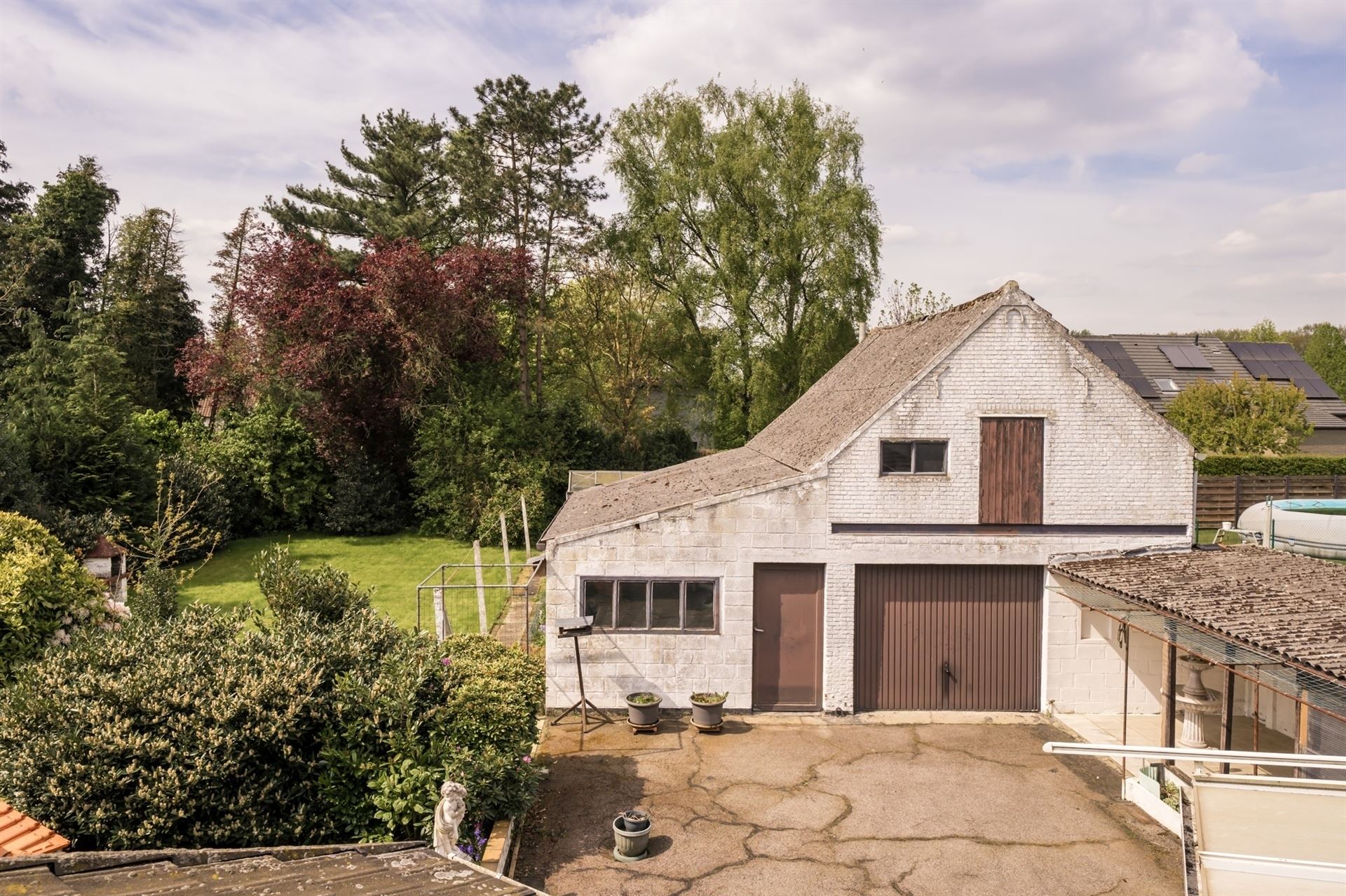 Zeer ruimte te renoveren woning op een terrein van 942 m² foto 29