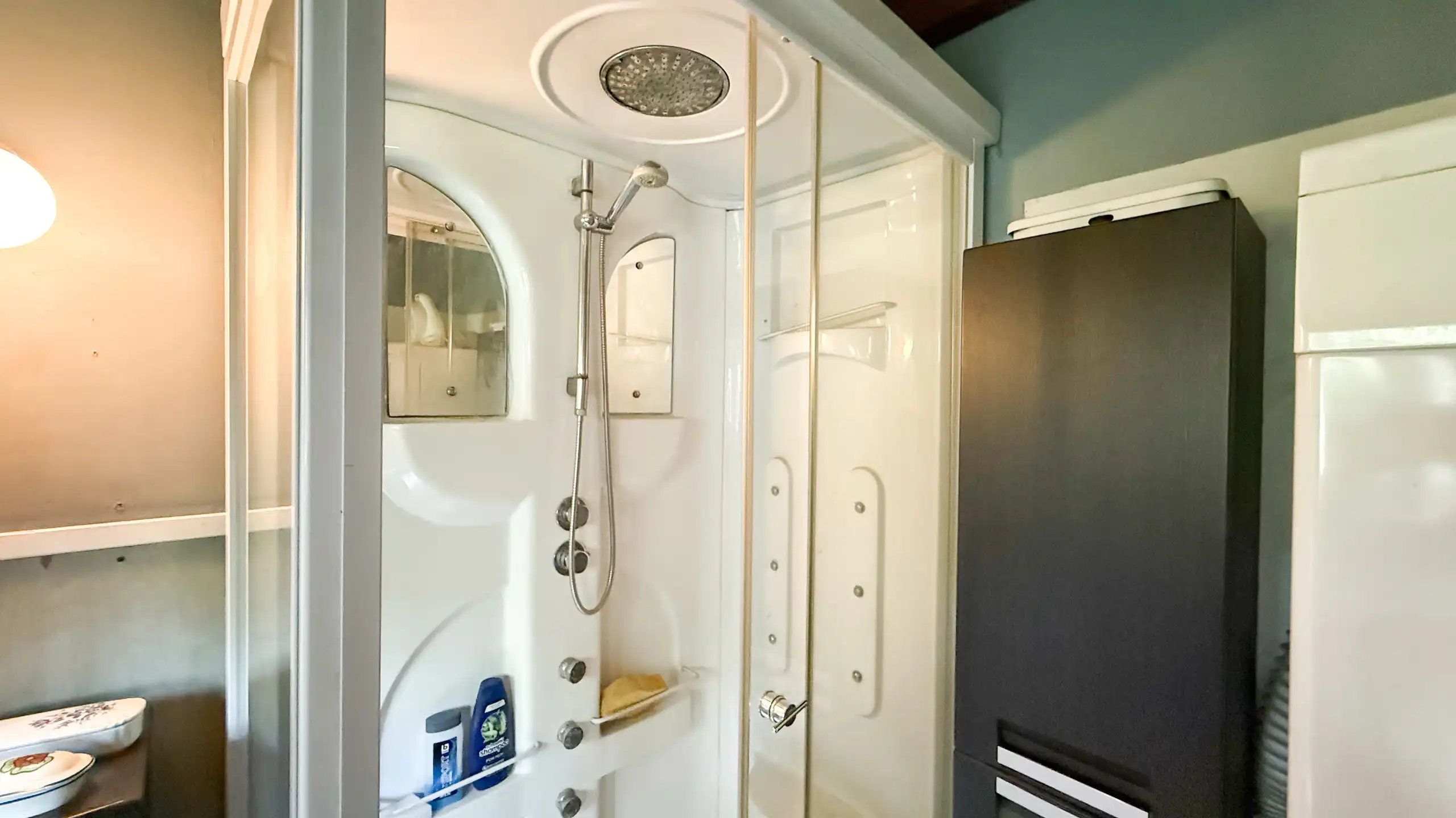 Authentieke hoeve met perceel van 68are en 2slpks! foto 14