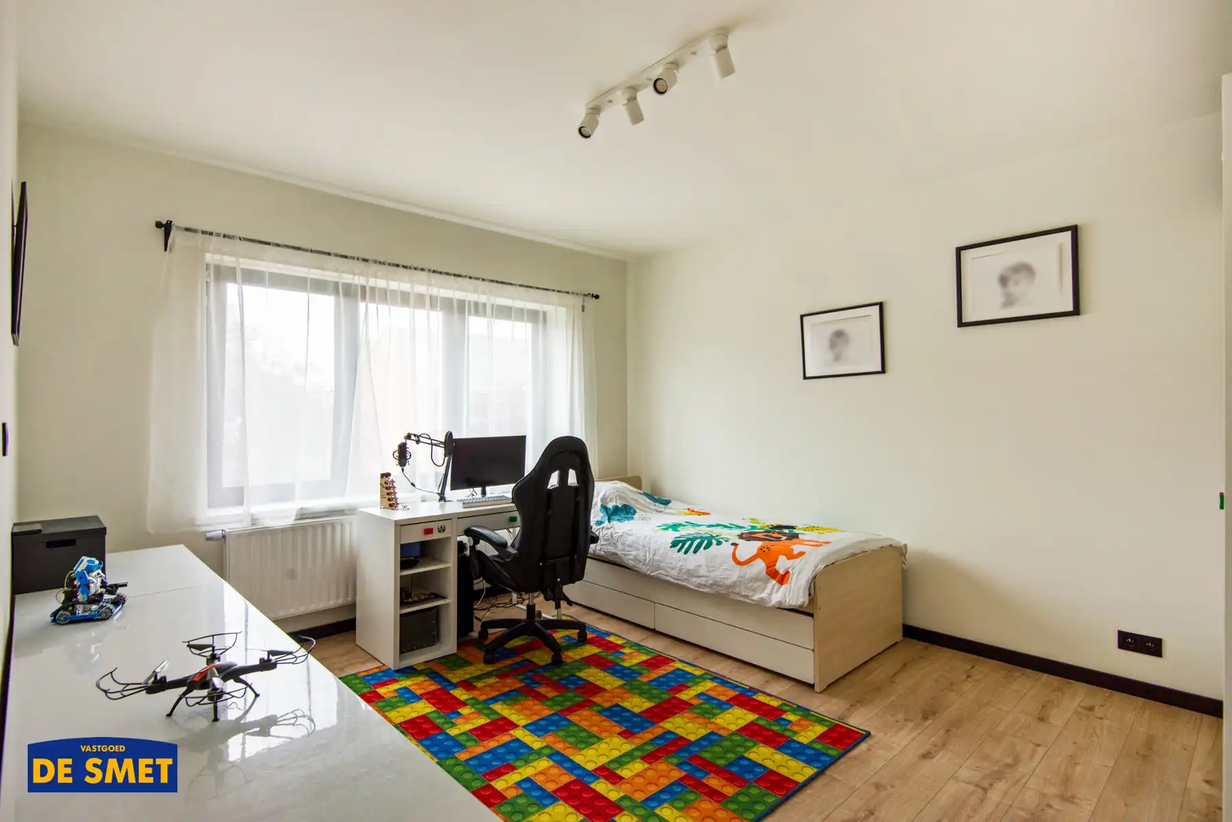 Luxueuze, volledig vernieuwde HOB met tuin en garage + oprit foto 13