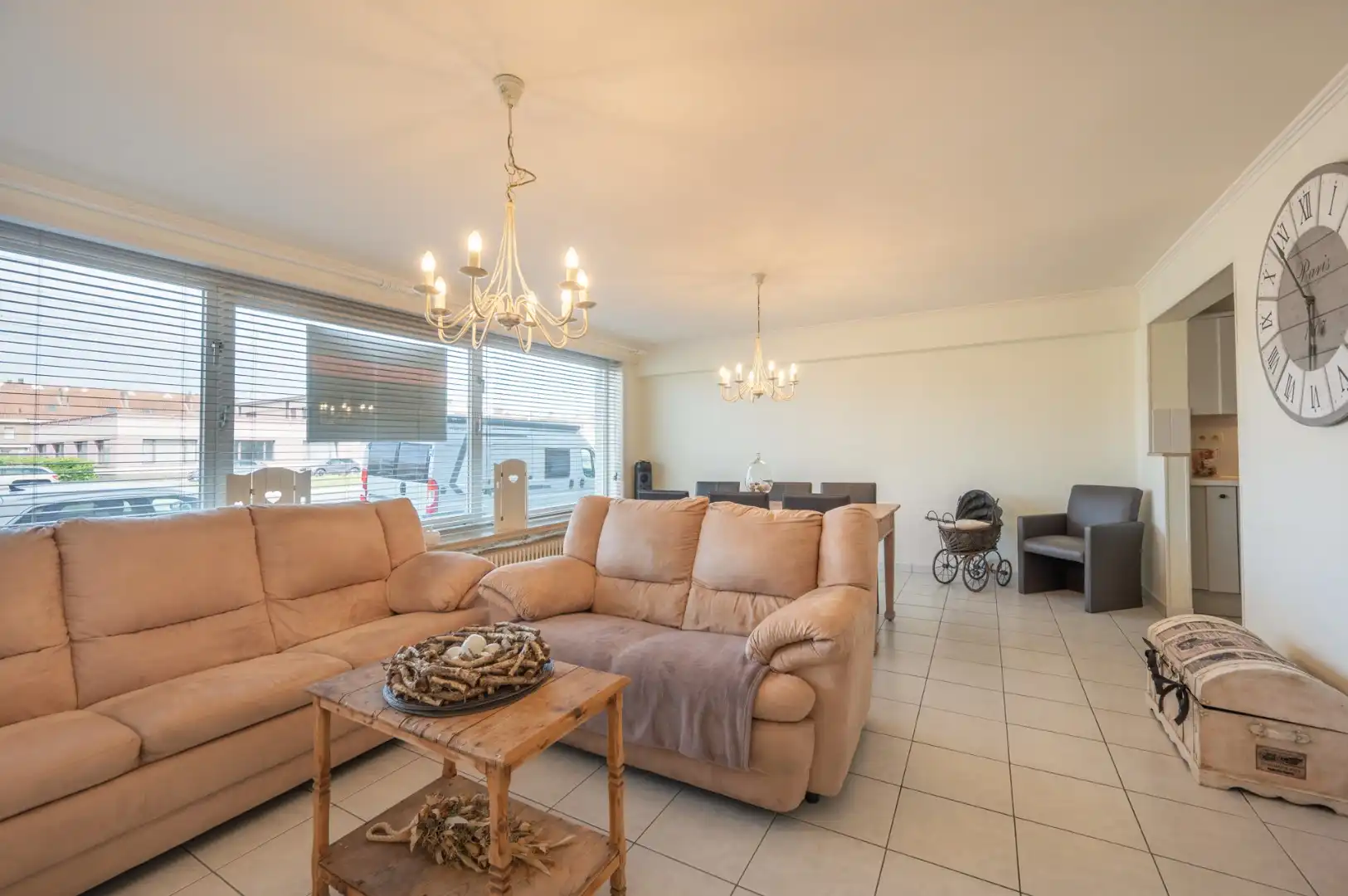 Instapklare appartement: 2 slaapkamers, balkon, berging. foto 2