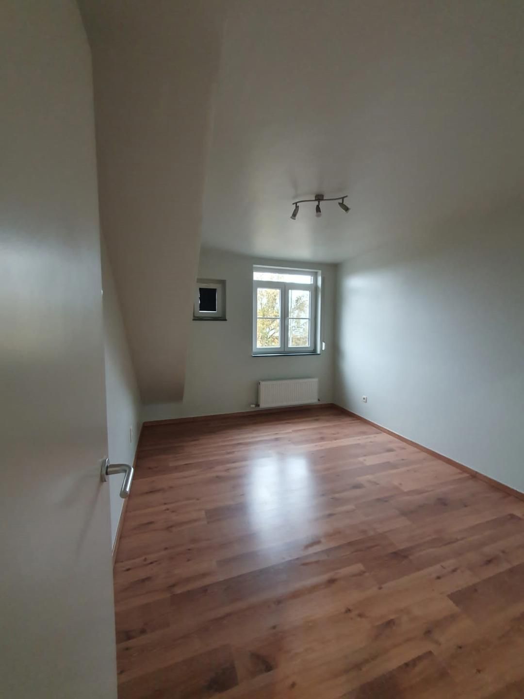 Duplex appartement met twee slaapkamers te huur in Morkhoven foto 6